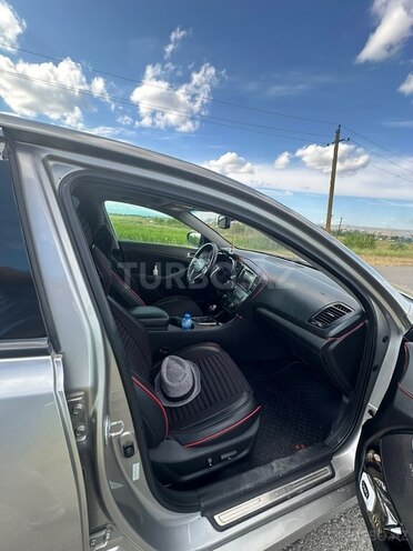 Kia Optima-17