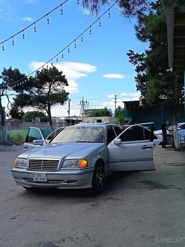 Mercedes C 230-5