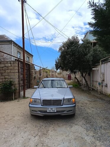 Mercedes C 230-7