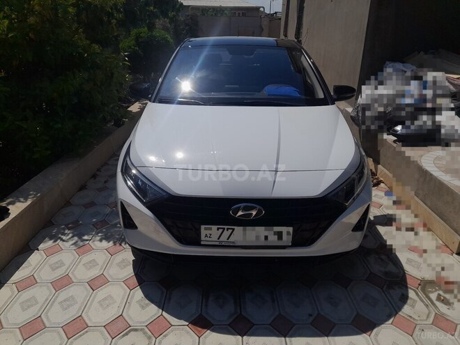 Hyundai i20-1