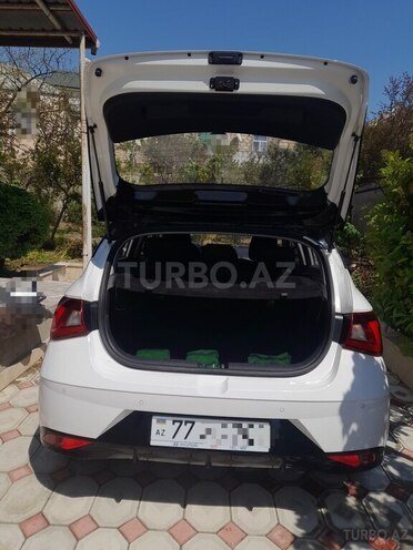 Hyundai i20-10
