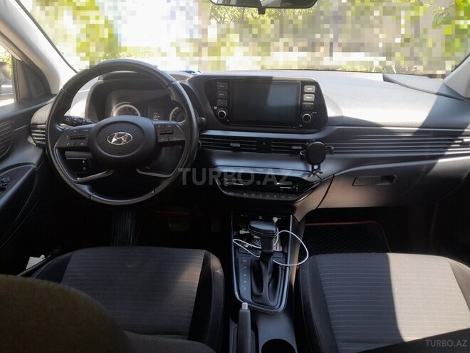 Hyundai i20-11