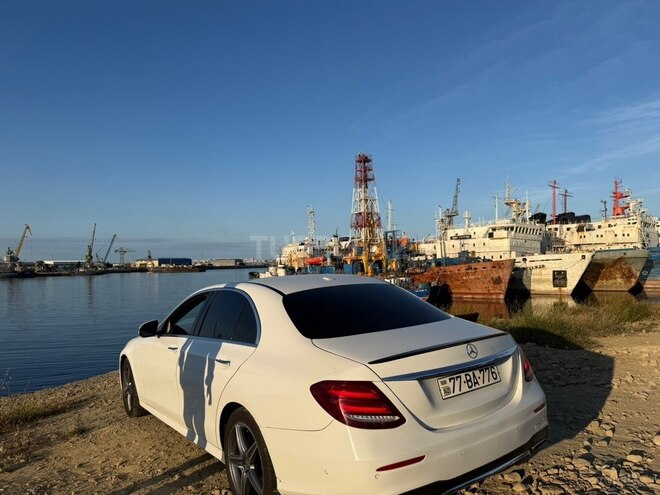 Mercedes E 300-3
