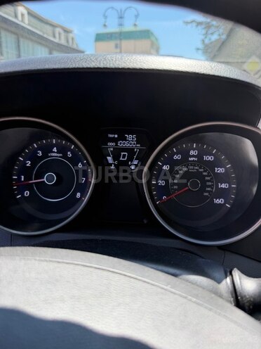 Hyundai Elantra-10