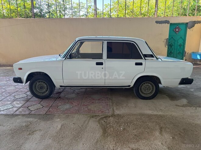 LADA (VAZ) 2107-3