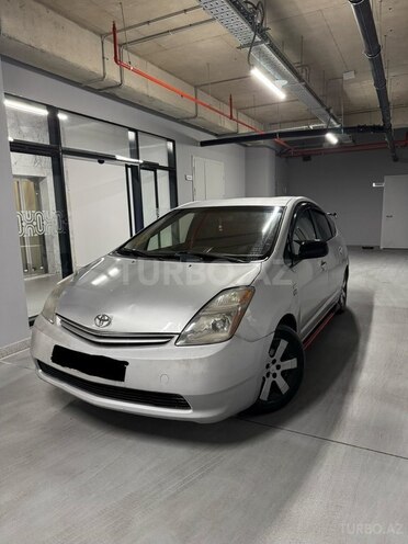 Toyota Prius-1
