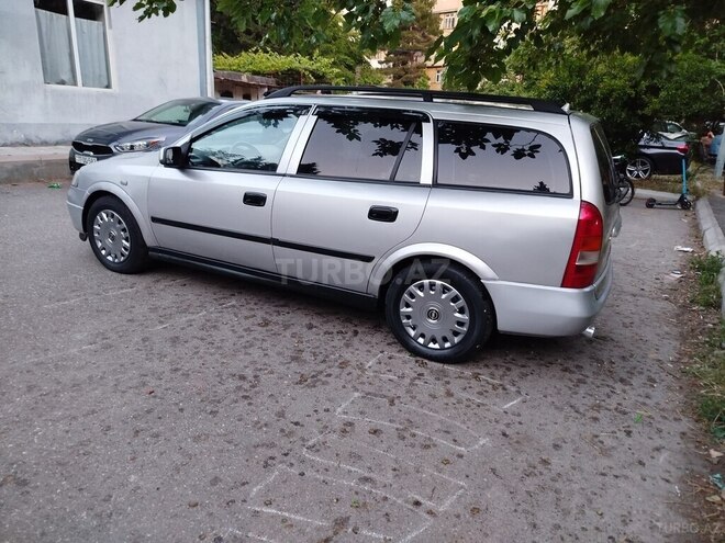 Opel Astra-13