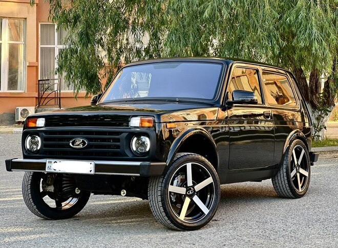 LADA (VAZ) Niva-3