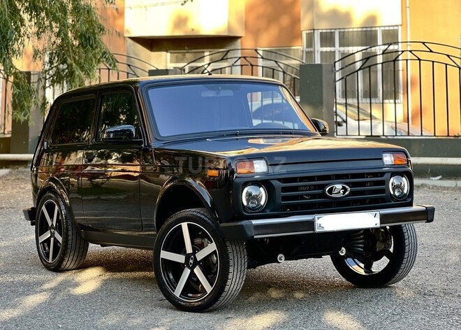 LADA (VAZ) Niva-2