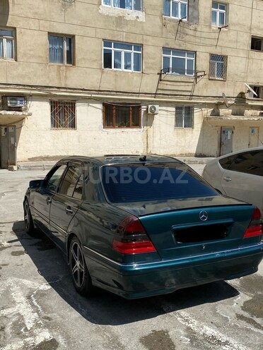 Mercedes C 180-4