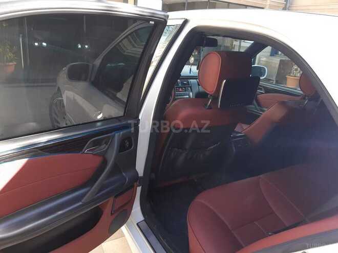 Mercedes E 320-6