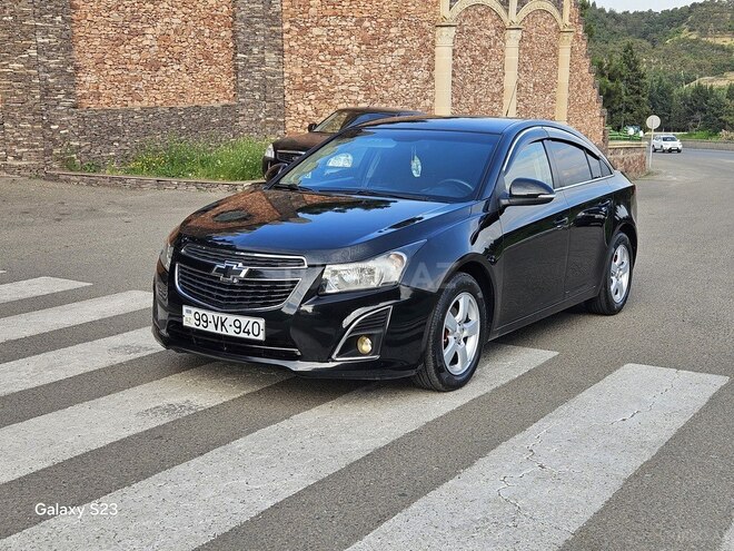 Chevrolet Cruze-12