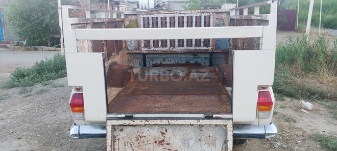 GAZ 24 "Volga"-8