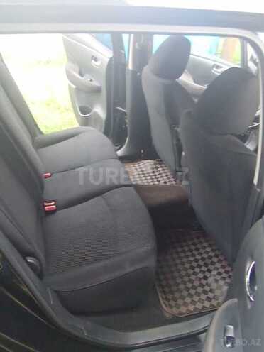 Nissan Leaf-12