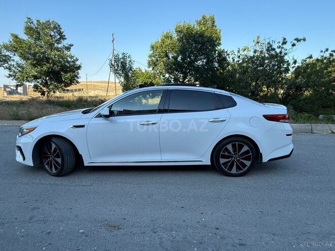 Kia Optima-4
