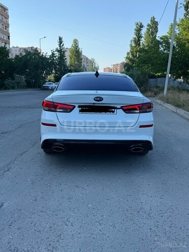 Kia Optima-2