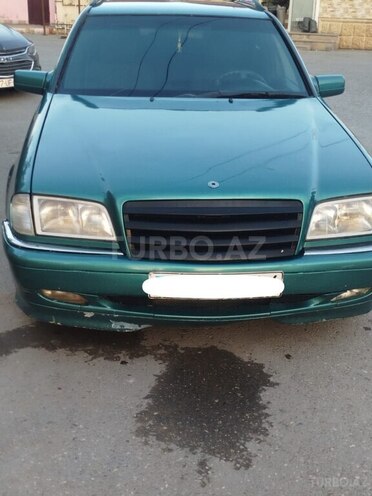 Mercedes C 220-1