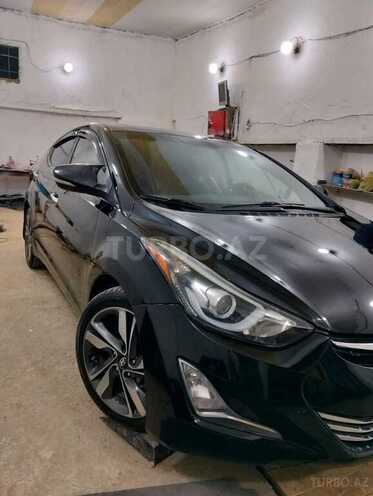 Hyundai Elantra-2