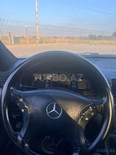 Mercedes C 220-7