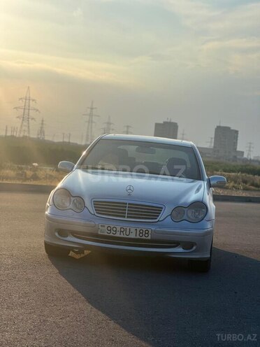 Mercedes C 220-1