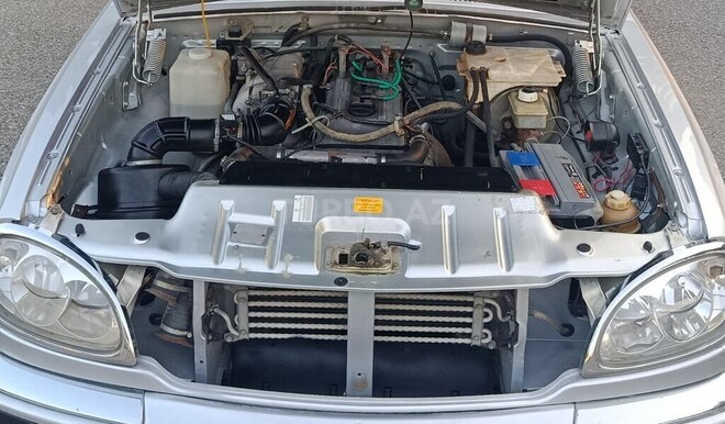 GAZ 31105 "Volga"-12