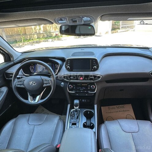 Hyundai Santa Fe-11