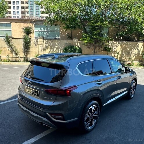 Hyundai Santa Fe-9