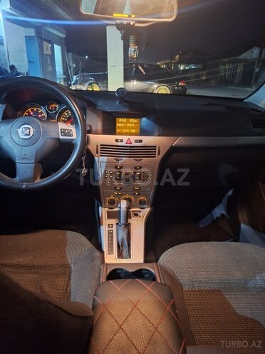 Opel Astra-4