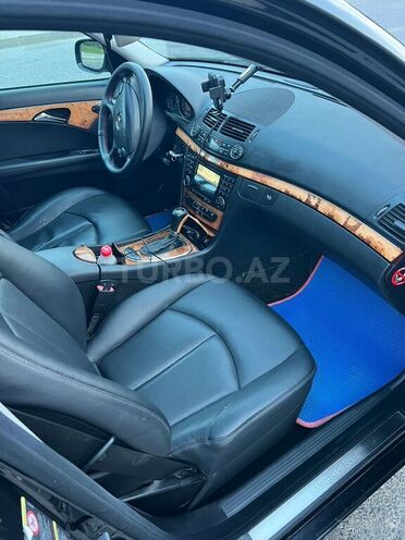 Mercedes E 220-9