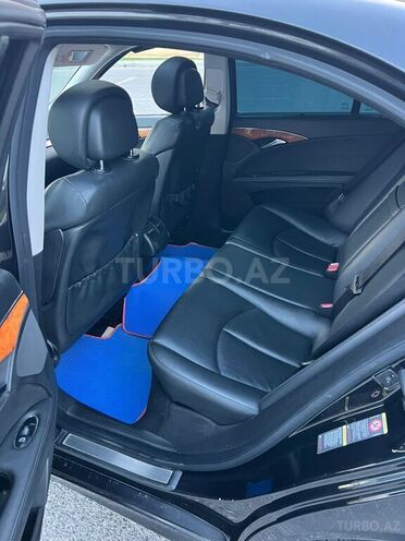 Mercedes E 220-10