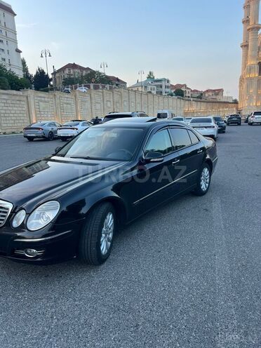 Mercedes E 220-3