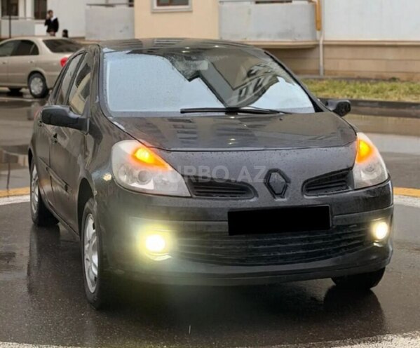 Renault Clio-1