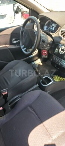 Renault Clio-5