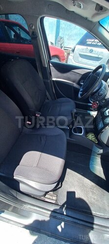 Renault Clio-6