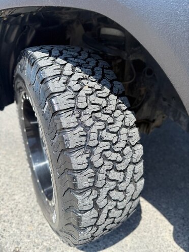Toyota Hilux-8