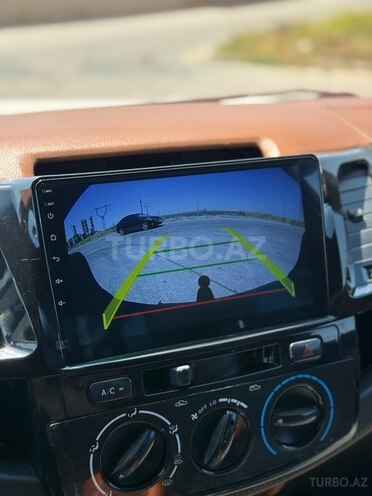 Toyota Hilux-17