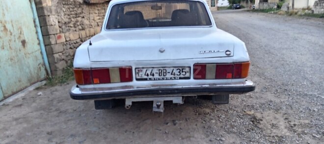 GAZ 3102 "Volga"-2