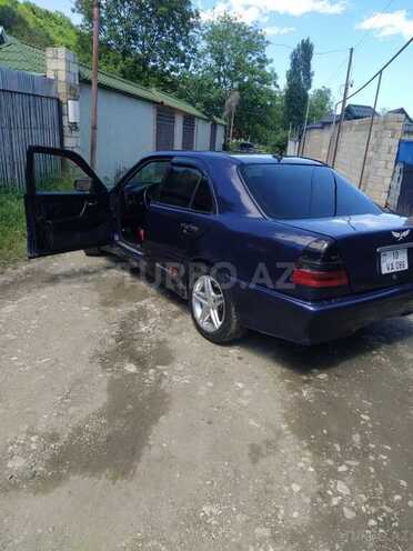 Mercedes C 200-3