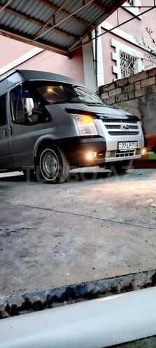 Ford Transit-1