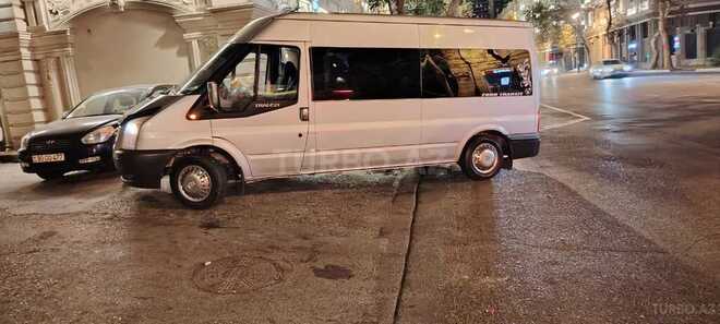 Ford Transit-2