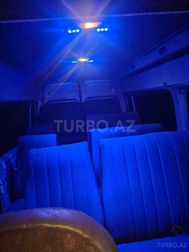 Ford Transit-7