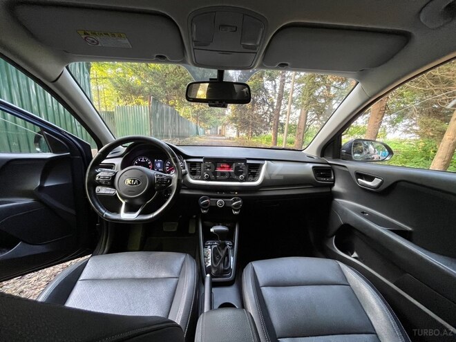 Kia Stonic-17