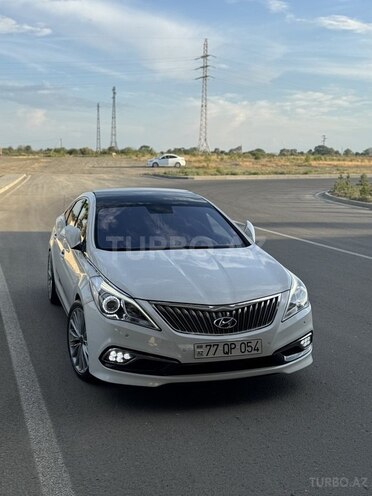 Hyundai Grandeur-2