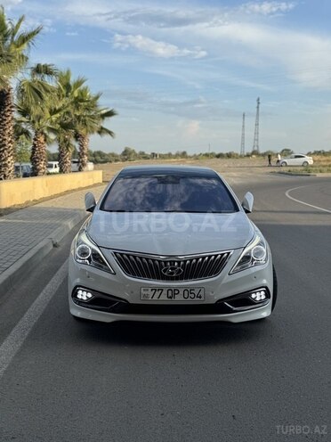 Hyundai Grandeur-1