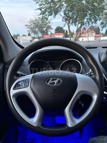 Hyundai ix35-7