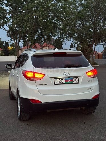 Hyundai ix35-10
