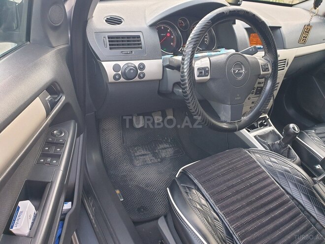 Opel Astra-13