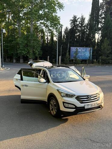 Hyundai Santa Fe-4