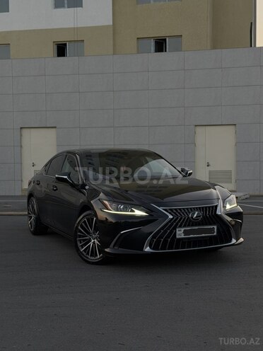 Lexus ES 300h-1