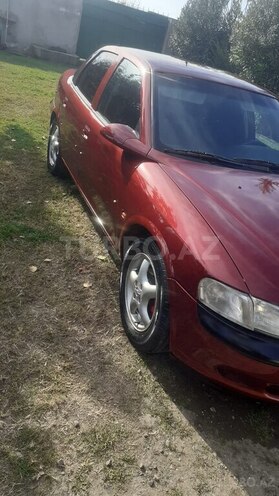 Opel Vectra-2